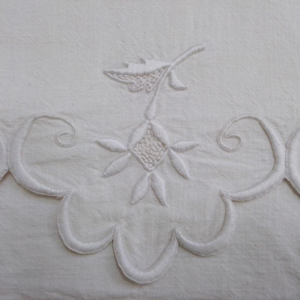 edge detail of french vintage bed sheet from French Originals NZ