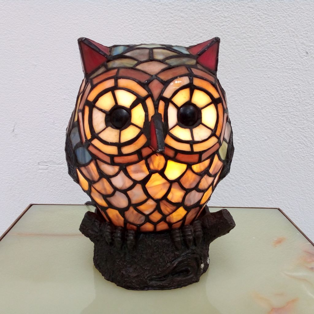 leadlight owl lamp at French Originals NZ