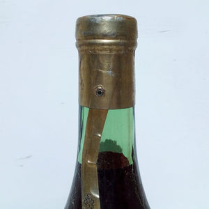sealed top of French promotional bottle at French Originals NZ