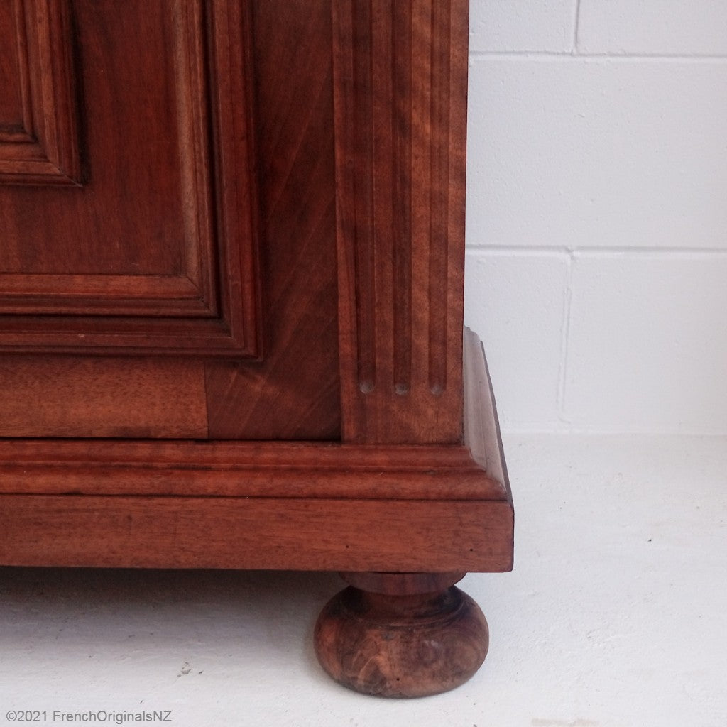 Bun foot on mahogany antique sideboard NZ